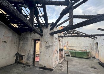 Foto 20 - Stabile - Palazzo Via Umberto I
 
11, Pecetto Torinese - foto 20