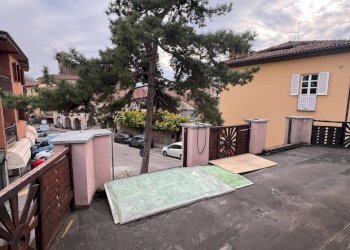 Foto 22 - Stabile - Palazzo Via Umberto I
 
11, Pecetto Torinese - foto 22