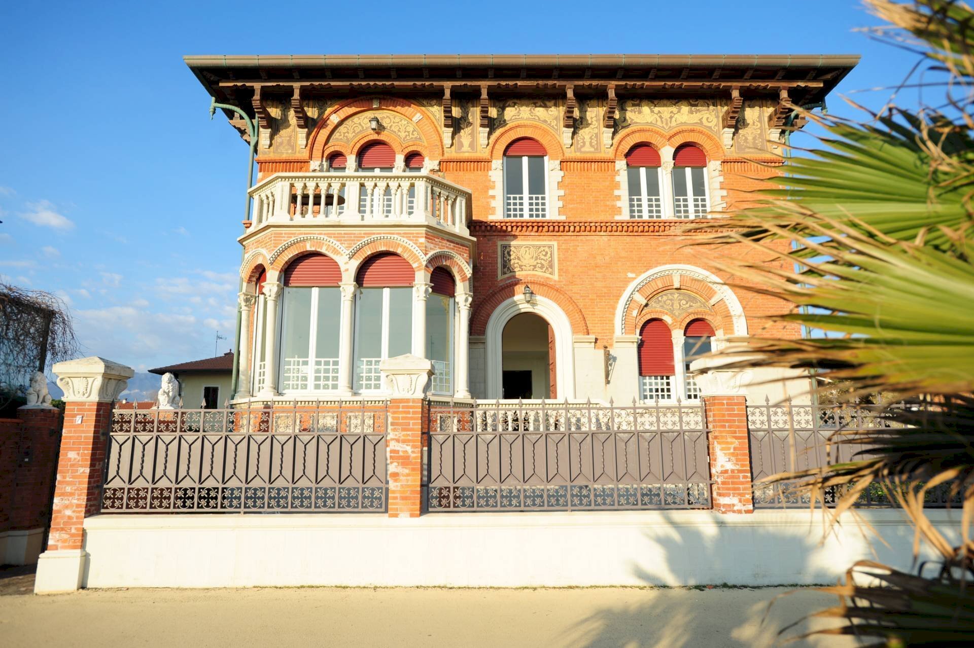 Foto 3 - Villa Viale Amerigo Vespucci
 
7, Massa - photo 3