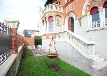 Foto 83 - Villa Viale Amerigo Vespucci
 
7, Massa - foto 83