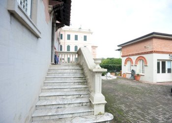 Foto 84 - Villa Viale Amerigo Vespucci
 
7, Massa - foto 84