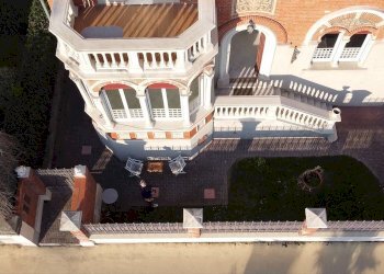 Foto 90 - Villa Viale Amerigo Vespucci
 
7, Massa - foto 86