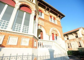 Foto 112 - Villa Viale Amerigo Vespucci
 
7, Massa - foto 108