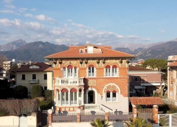 Foto 122 - Villa Viale Amerigo Vespucci
 
7, Massa - foto 118