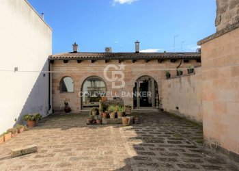 Foto 1 - Stabile - Palazzo Via Ferrovia
 
3, San Cesario di Lecce - foto 1