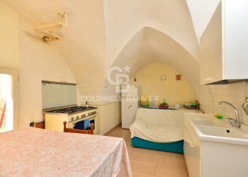 Foto 17 - Stabile - Palazzo Via Caracciolo
 
18, Galatina - foto 17