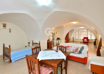 Foto 20 - Stabile - Palazzo Via Caracciolo
 
18, Galatina - foto 20