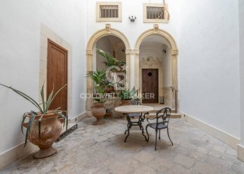 Foto 3 - Stabile - Palazzo Via Giuseppe Lillo
 
53, Galatina - foto 3