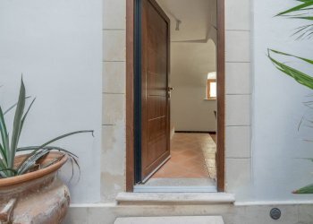 Foto 54 - Stabile - Palazzo Via Giuseppe Lillo
 
53, Galatina - foto 54