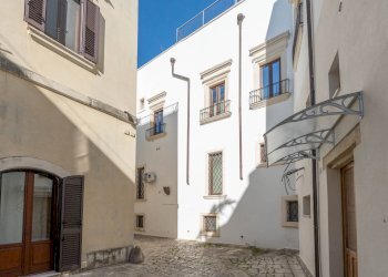 Foto 58 - Stabile - Palazzo Via Giuseppe Lillo
 
53, Galatina - foto 58