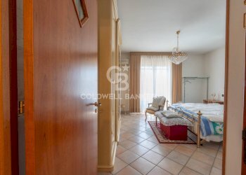 Foto 24 - Casa indipendente Via Giuseppe Mazzini
 
19, Taviano - foto 24