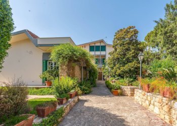 Foto 2 - Villa Via Marche
 
85, Galatina - foto 2