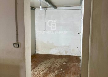 Foto 6 - Locale Commerciale Via Omero
 
4, Melendugno - foto 6