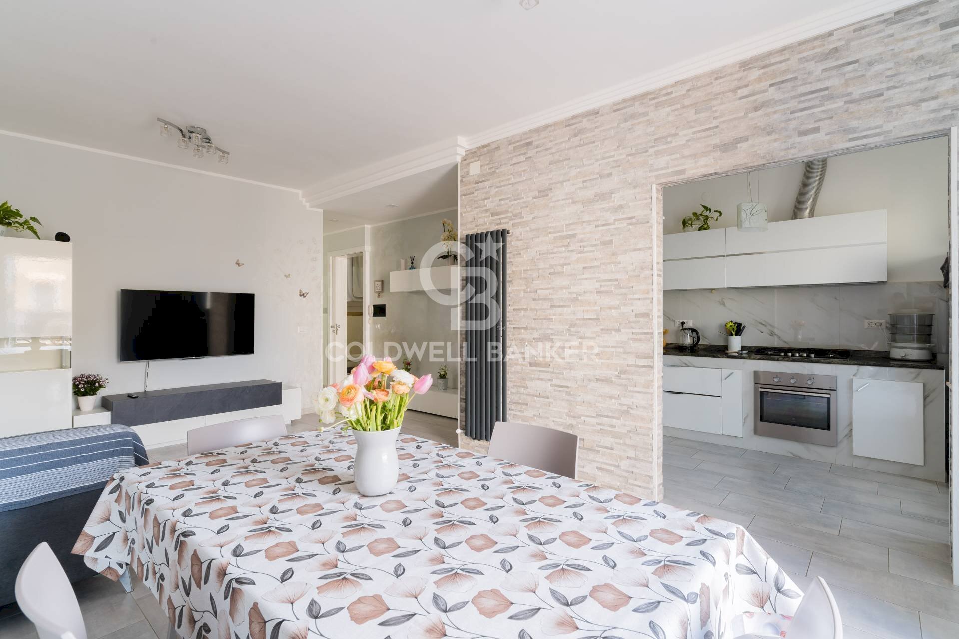 Foto 1 - Casa indipendente Via Archimede
 
28, Aradeo - foto 1