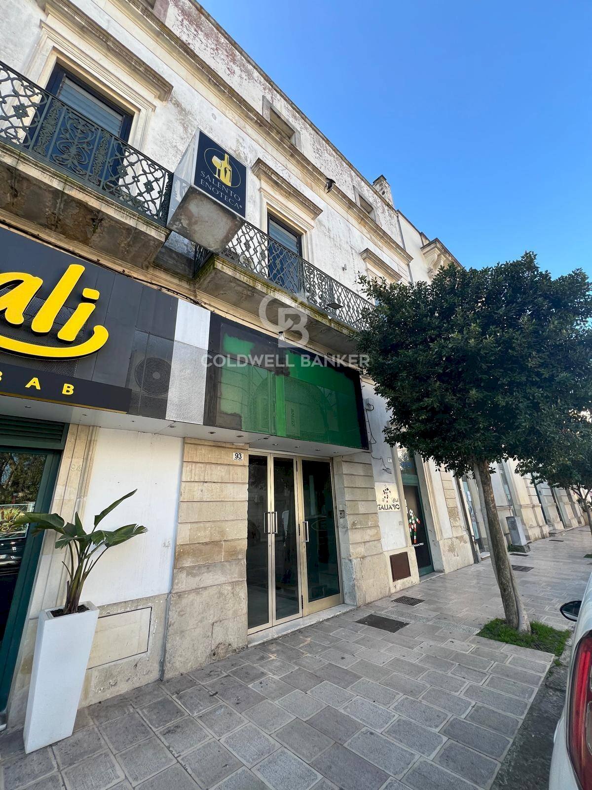 Foto 2 - Commercial Premises Piazza Dante Alighieri
 
93, Galatina - photo 2