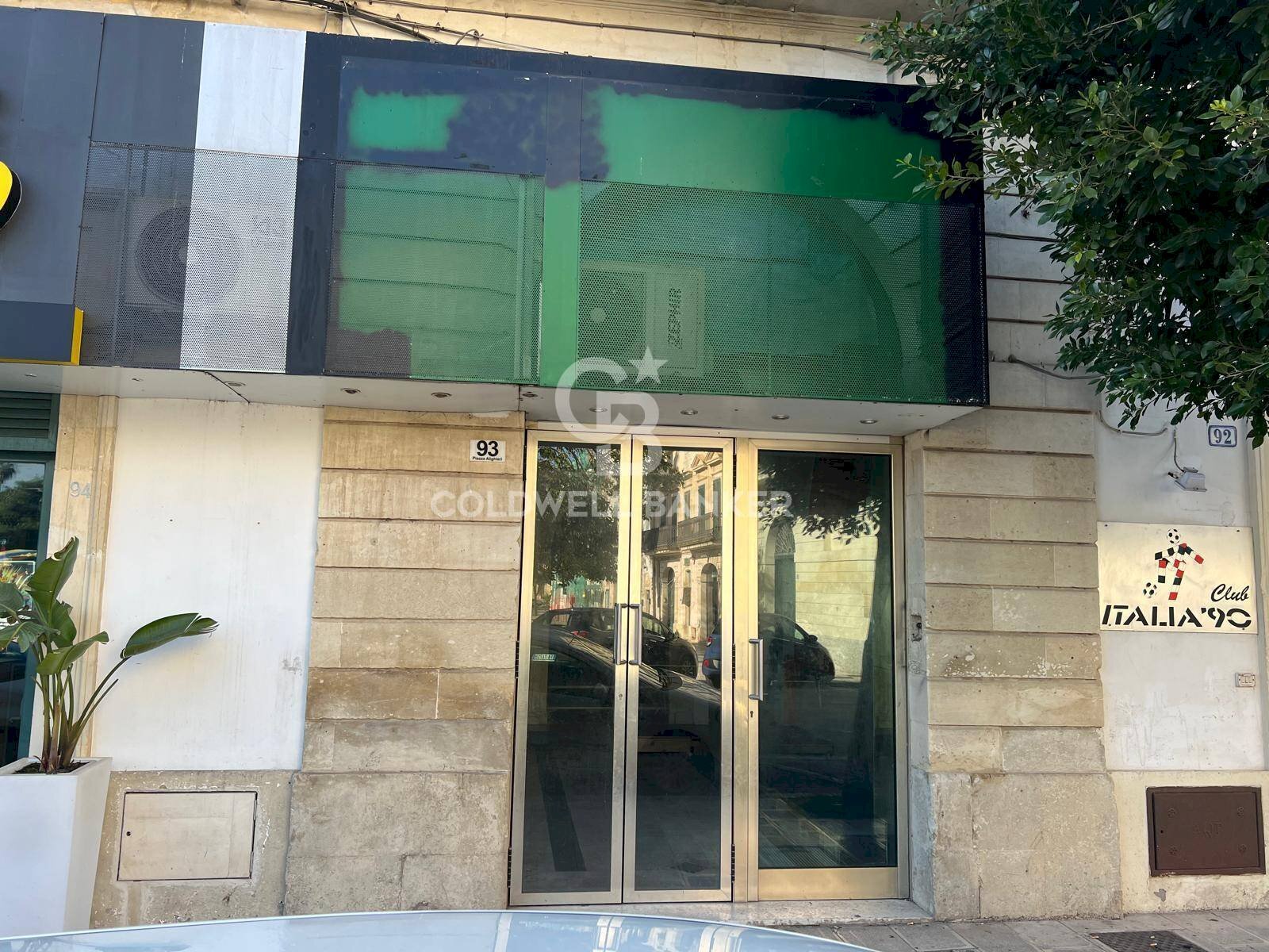 Foto 3 - Commercial Premises Piazza Dante Alighieri
 
93, Galatina - photo 3