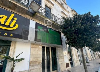 Foto 2 - Locale Commerciale Piazza Dante Alighieri
 
93, Galatina - foto 2