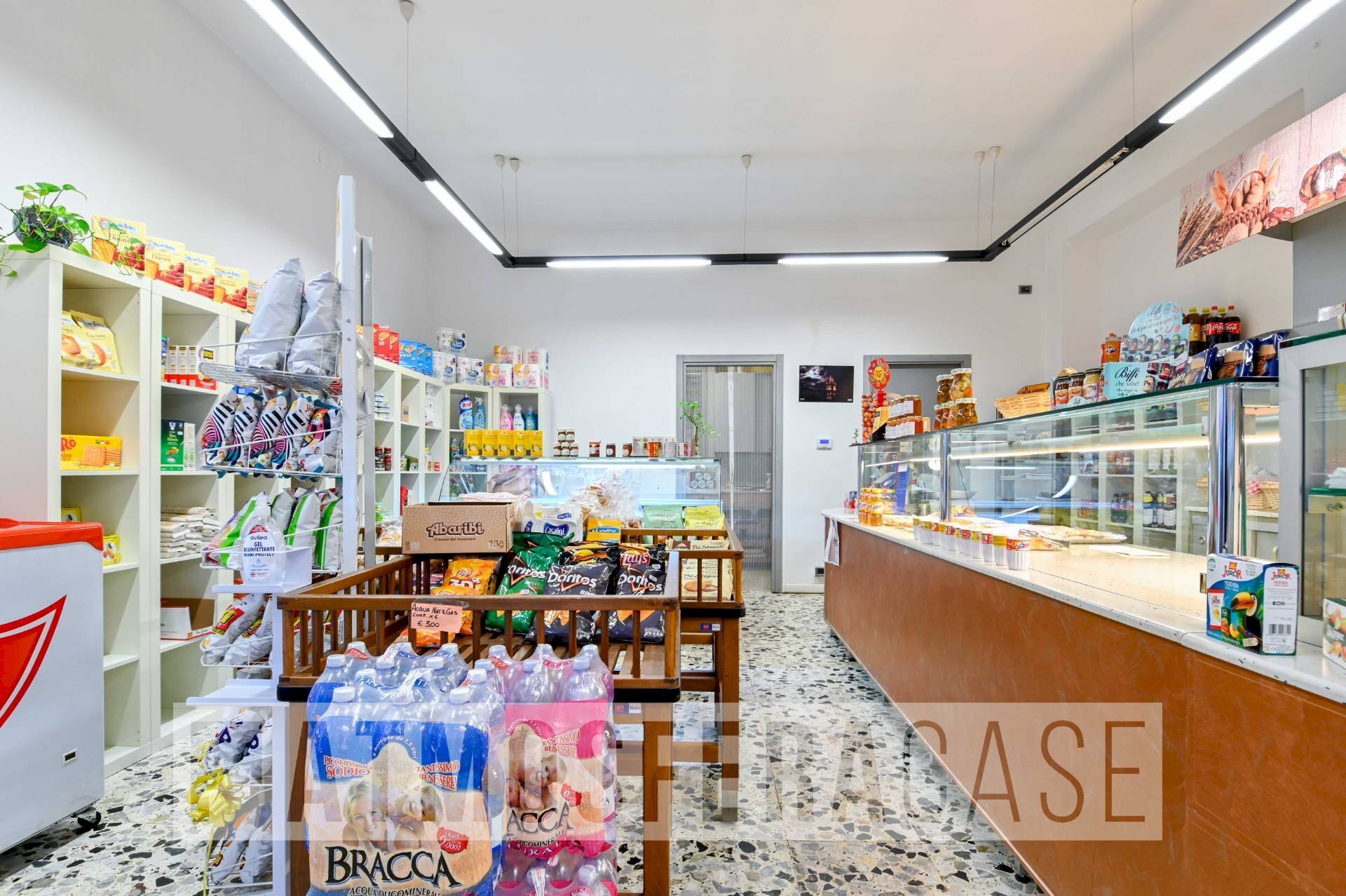 Foto 2 - Commercial Activity VIA CAMILLO TERNI
35, Treviglio - photo 2