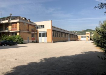 Foto 12 - Capannone Via Roma
 
344, Martinsicuro - foto 12