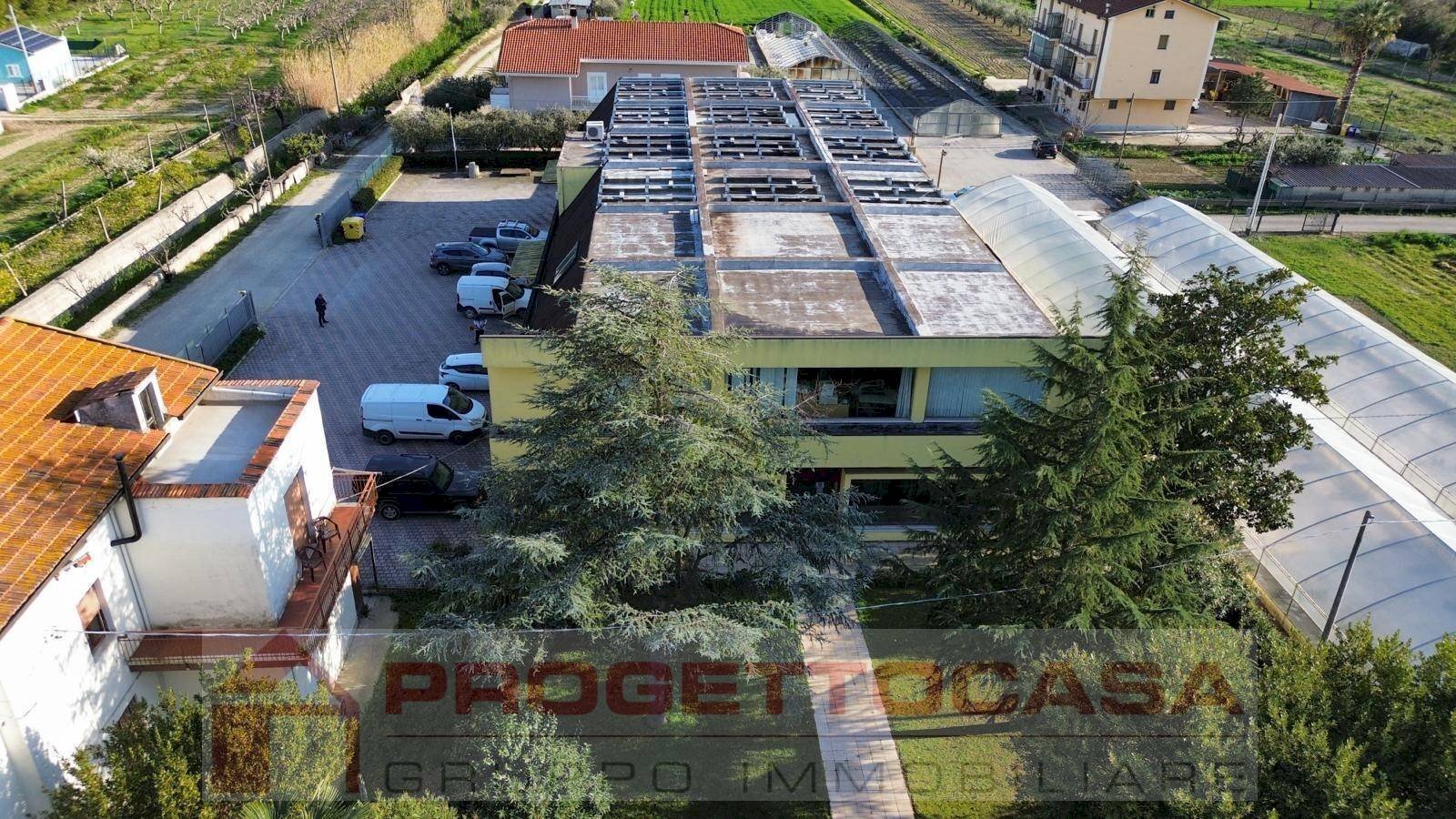 Foto 2 - Capannone Via Salaria
 
82, Monteprandone - foto 2