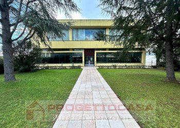 Foto 1 - Capannone Via Salaria
 
82, Monteprandone - foto 1