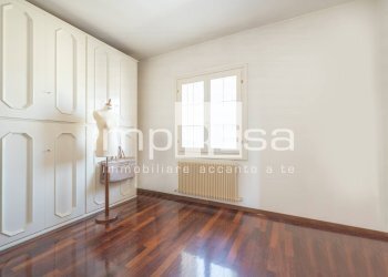 Camera - Villa Madre Teresa di Calcutta
 
0, Annone Veneto - foto 9