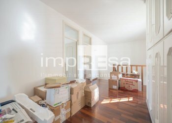 Didsimpegno - Villa Madre Teresa di Calcutta
 
0, Annone Veneto - foto 14