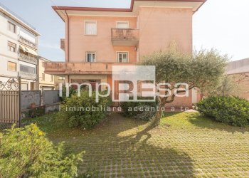 Foto 23 - Villa Madre Teresa di Calcutta
 
0, Annone Veneto - foto 23