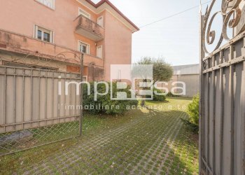 Foto 24 - Villa Madre Teresa di Calcutta
 
0, Annone Veneto - foto 24