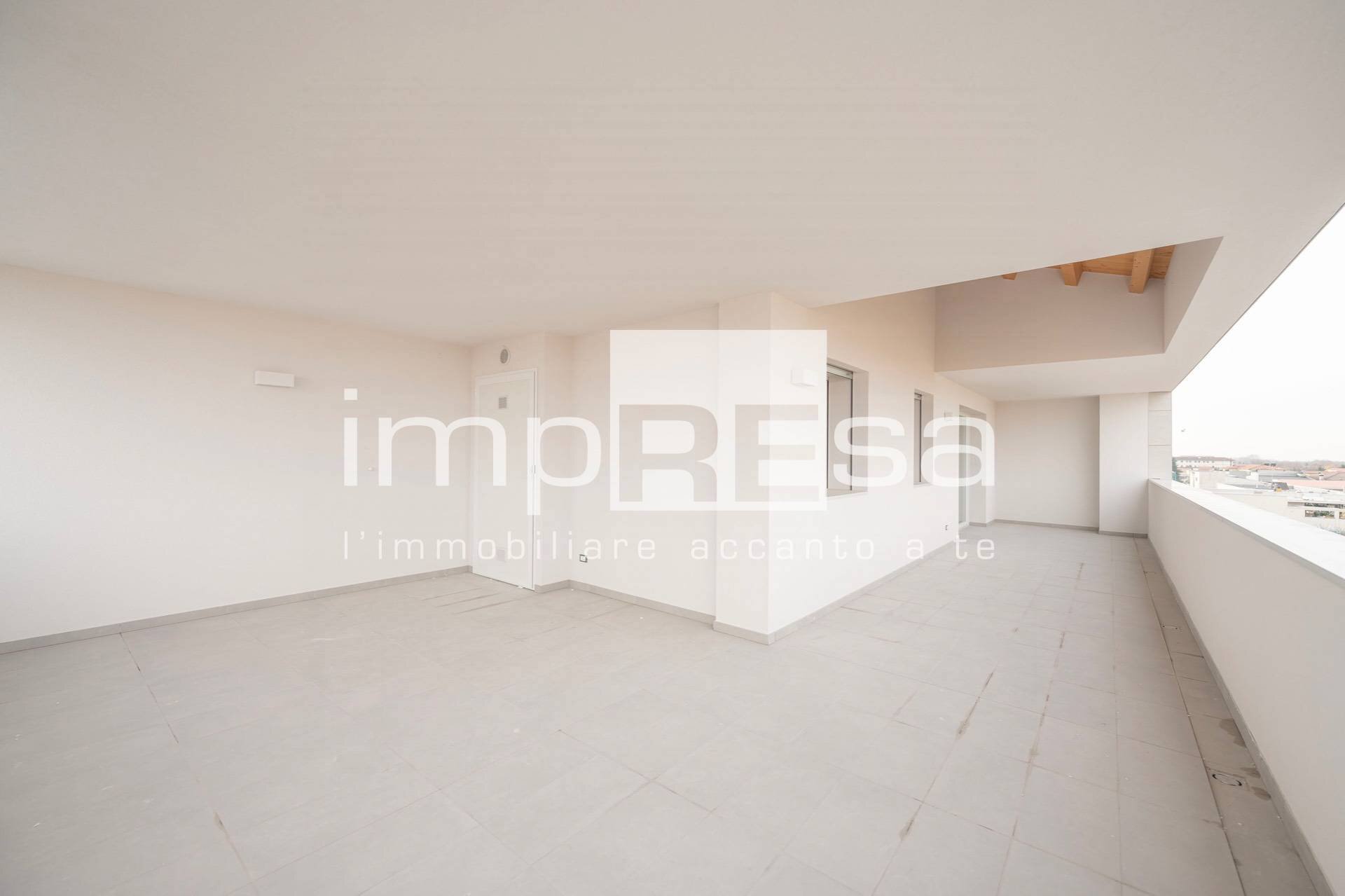 Foto 2 - Attico Via Trieste
 
33, Azzano Decimo - foto 2