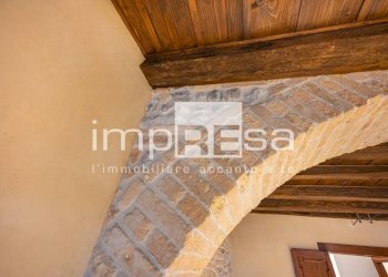 Interno - Bilocale Piazza Mercato
 
3, Valvasone Arzene - foto 12