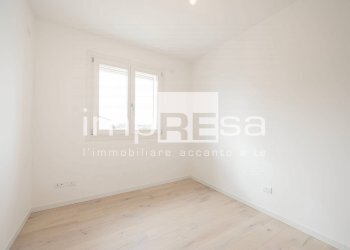 Camera singola - Appartamento Via Carducci
 
10, Fiume Veneto - foto 16