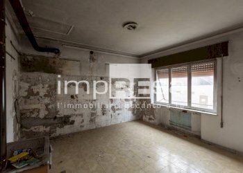 Foto 4 - Quadrilocale VIA PASTRENGO
 
SN, Fontanafredda - foto 4