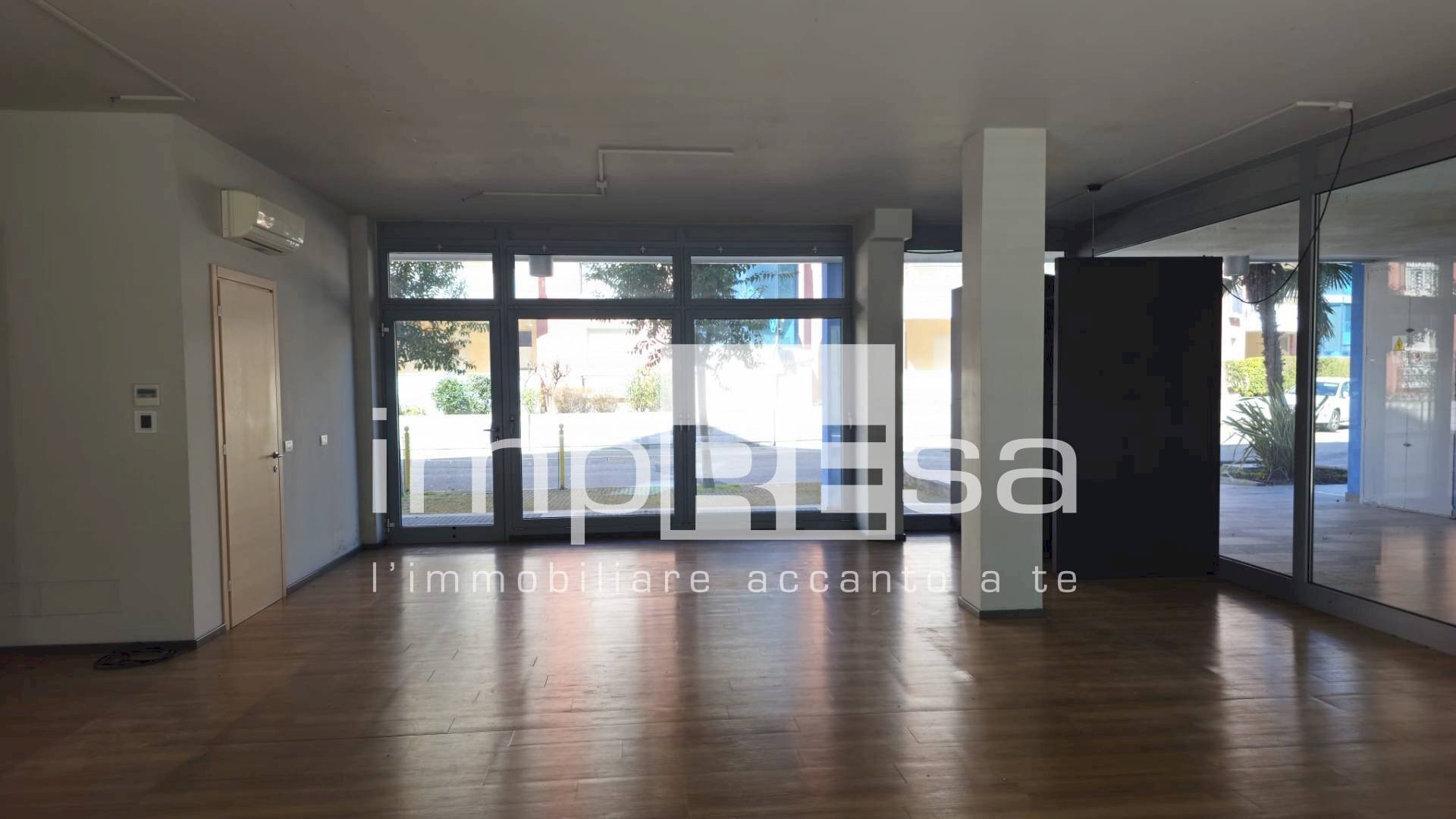 Foto 3 - Commercial Premises Bibione, San Michele al Tagliamento - photo 3