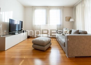 Foto 3 - Trilocale Viale S. Giorgio
 
0, Aviano - foto 3