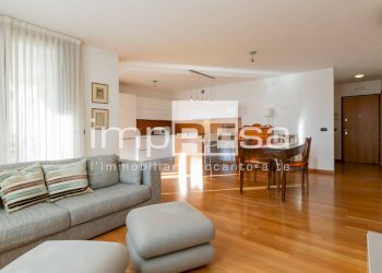 Foto 2 - Trilocale Viale S. Giorgio
 
0, Aviano - foto 2