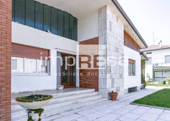 Foto 44 - Villa Via Forlanini
 
3, Porcia - photo 44