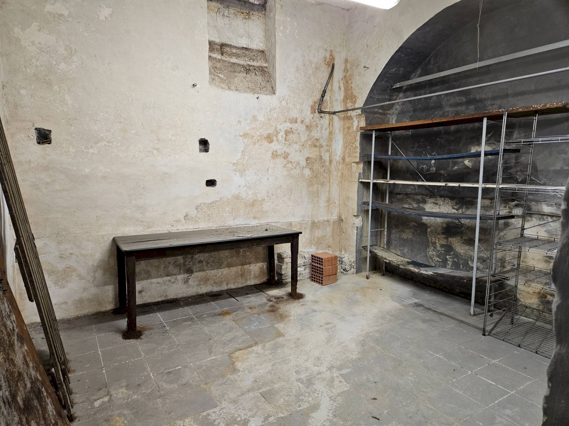 Foto 2 - Magazzino Via Emilia Levante
 
37, Bologna - foto 2