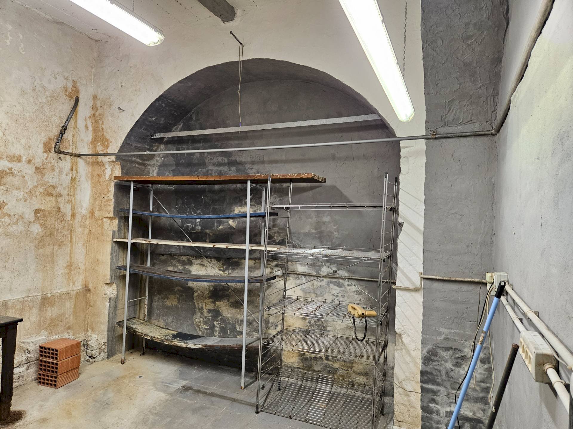 Foto 3 - Magazzino Via Emilia Levante
 
37, Bologna - foto 3