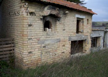 Foto 6 - Rustico contrada forola
 
18, Acquaviva Picena - foto 6