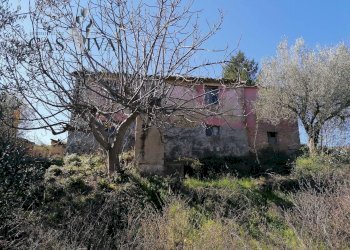 Foto 4 - Rustico Contrada Fontepezzana
 
10, Acquaviva Picena - foto 4