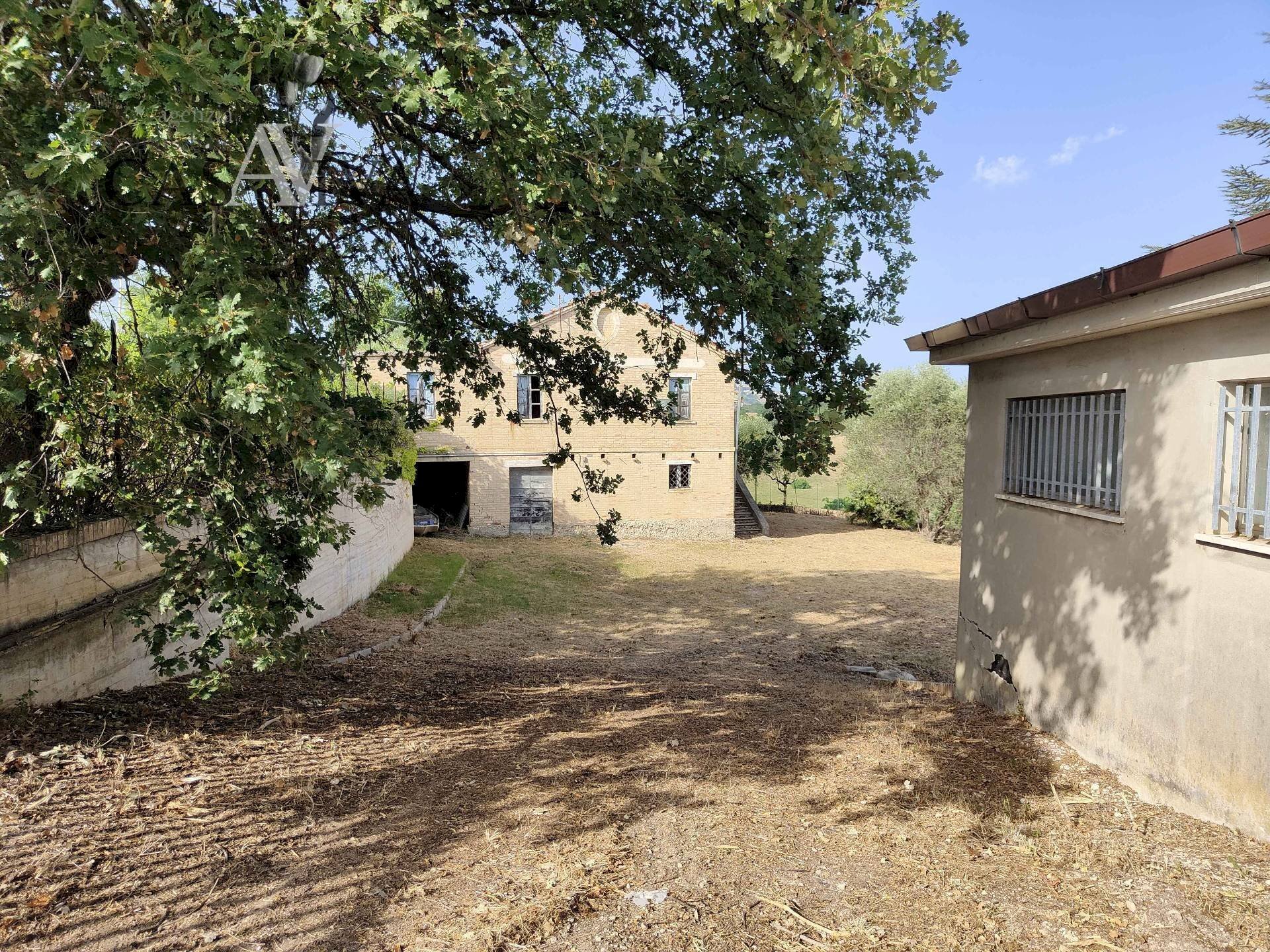 Foto 2 - Rustico Contrada Forola
 
27, Acquaviva Picena - foto 2