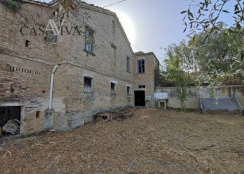 Foto 19 - Rustico Contrada Forola
 
27, Acquaviva Picena - foto 19