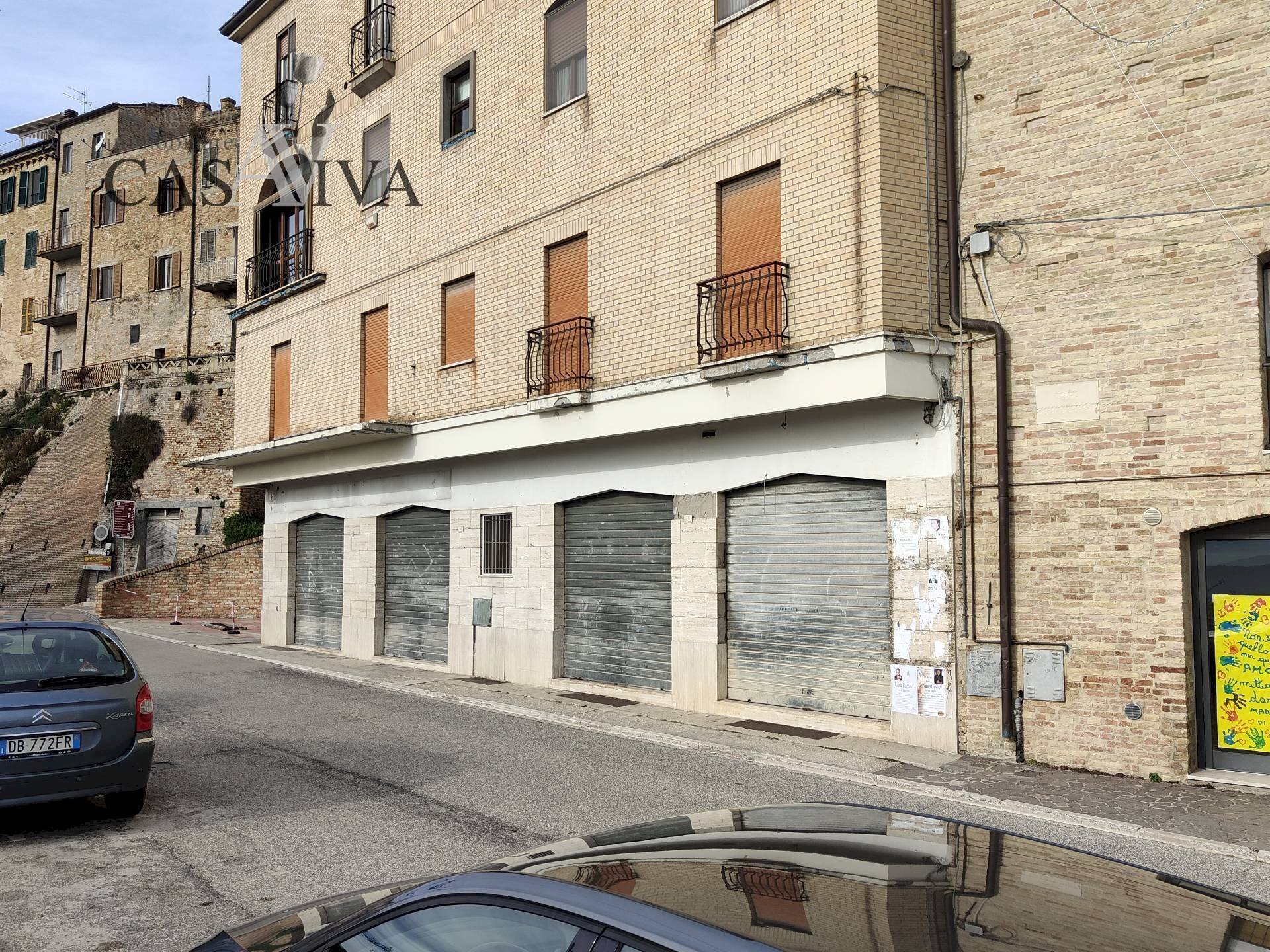 Foto 2 - Locale Commerciale Viale G. Leopardi
 
80, Acquaviva Picena - foto 2