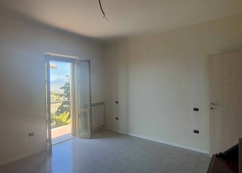 Foto 8 - Rustico Contrada Santa Caterina
 
10, Acquaviva Picena - foto 8