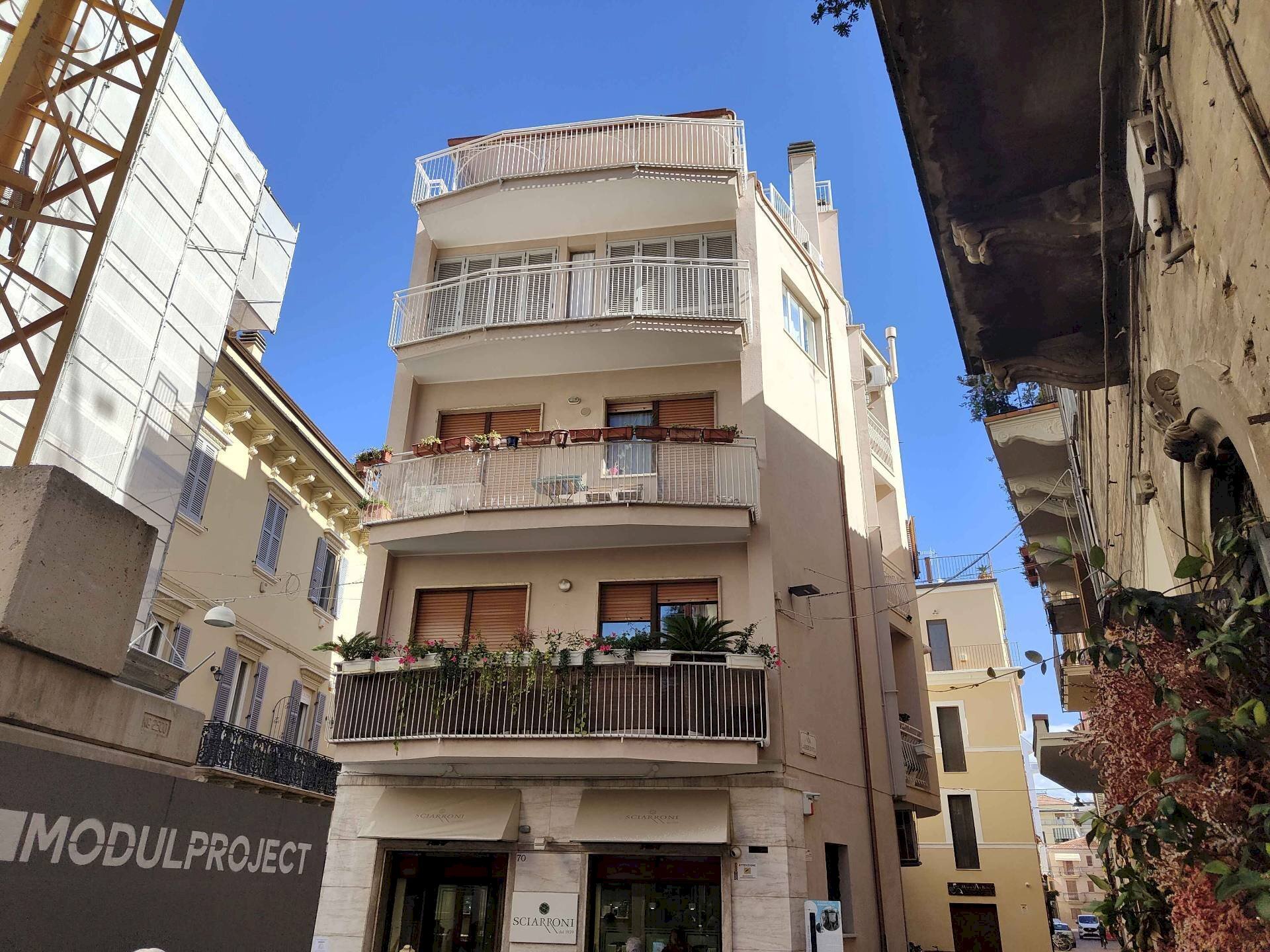 Foto 1 - Trilocale Via XX settembre
 
72, San Benedetto del Tronto - foto 1