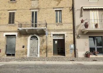 Foto 18 - Ufficio Viale G. Leopardi
160, Acquaviva Picena - foto 18