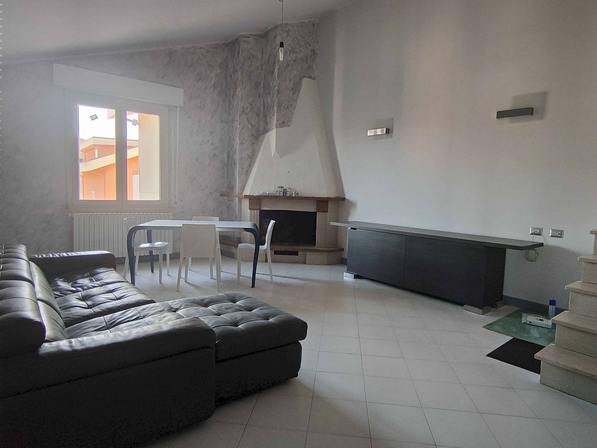 Foto 2 - Quadrilocale Via Roma
 
62, Acquaviva Picena - foto 2