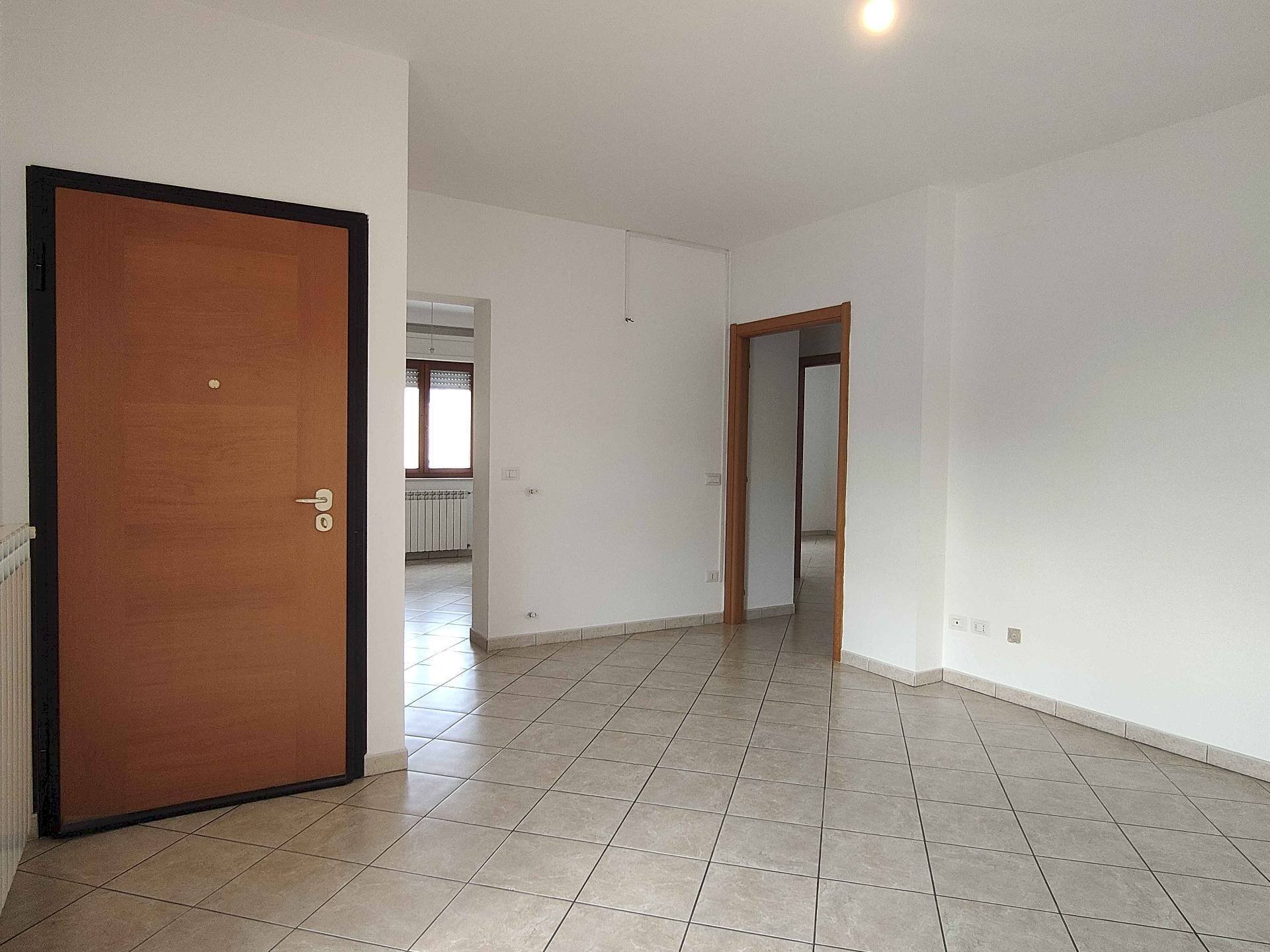 Foto 2 - Quadrilocale Via Roma
 
56, Acquaviva Picena - foto 2