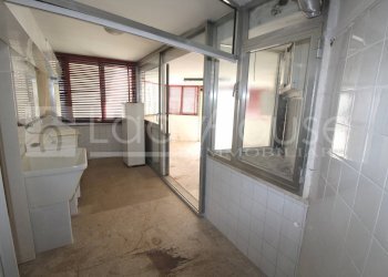 Foto 8 - Commercial Premises via Lecce
 
13, Gallipoli - photo 8